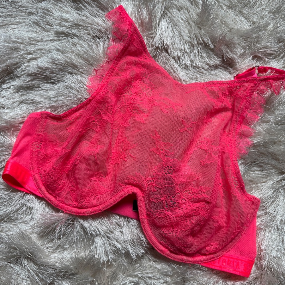 Victoria’s Secret Sexy Chantilly Unlined Bra - Picture 2 of 9